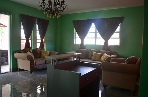 Montecristo Inn Piarco Bagian luar foto